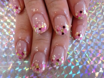 トランキル(Tranquille)/可愛い系ホログラム