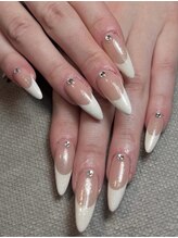 フレイムス アイラッシュ アンド ネイル(FRAMES)/フレンチ×スカルプ長さだし