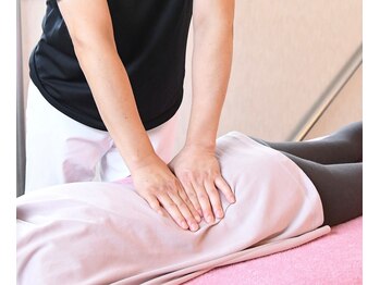 ロッサ整体院(ROSA整体院)/整体施術の様子です