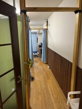 村田治療院/施術室の廊下