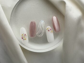 ネイル スパ ココプラス(Nail spa Cocoplus)/うる艶マグネット×押し花ネイル