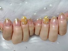 プティ アイビューティ 北浜店(peTiT eyebeauty)/ホロフラワー　小花　イエロー