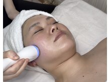 エレクトロポレーションで、お肌に栄養をしっかり届けます。