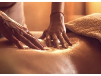 マハナ(mahana)の写真/【大人気！ハイレベルな手技】こり固まった筋肉へ猛烈アプローチ☆ゆっくりとほぐしてコリ＆むくみ解消♪