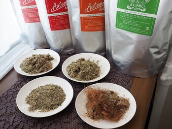 夢みるよもぎ蒸し 成増店/14種類の漢方由来素材を独自配合