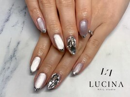 H-688うるマグ×フレンチネイル