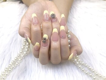 クイーンネイル 新宿(Queen nail)/長さ出し　持ち込みデザイン