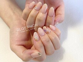 ビジューネイル