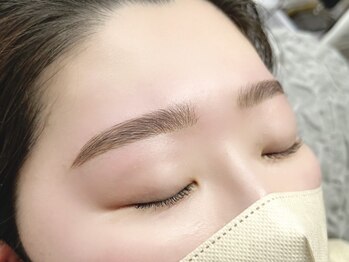 ラシェル(Lashell)の写真/【似合わせ眉毛でお顔の印象が変わる＊】お客様の魅力を引き出す”美眉”で今っぽい垢ぬけた印象に♪