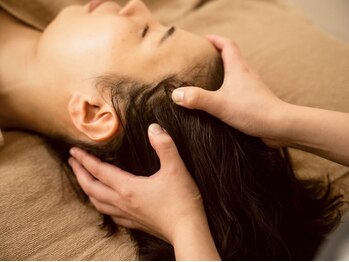 オージン スパ(OJIN SPA)の写真/現代人の重だるい頭をリフレッシュ！頭皮から整える睡眠ケアで、頑張る自分に深い癒やしのプレゼントを。