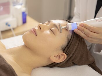 トリニティ(Trinity)の写真/最新プラズマシャワーで肌悩みの根本にアプローチ◎年齢とともに気になる目元や首まで徹底ケア★