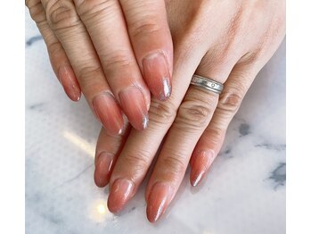 パールビューティーラッシュアンドネイル(Pearl Beauty Lash nail)/グラデーション
