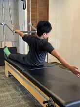 ピラティスアンドコンディショニング リライズ(Relize)/男性レッスン風景