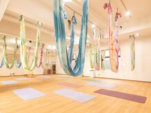 エアリアルヨガ アンド ヨガスタジオ ラマナ(AERIAL YOGA & YOGA STUDIOラマナ)