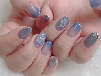 《初夏》花束ネイル