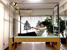 ライフ ピラティス スタジオ(LIFE Pilates Studio)/『腰』と『首』を起こすワーク