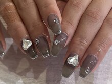 アイネイルズ 三宮店(I nails)/ｖカットシルバーネイル ￥9500