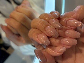 プアモ(Puamo)の写真/【働く女性/初めての方大歓迎!】シンプルがお好きな方に◎キレイに見えるカラー提案で気品溢れるお手元に★