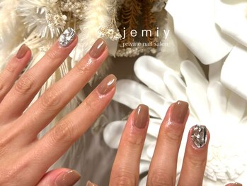 ジェミー(jemiy)/埋め尽くしネイル