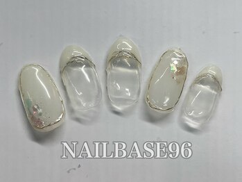 白フレンチネイル