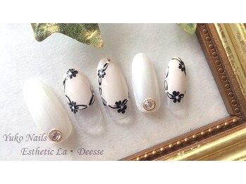 ユウコネイルズアンドエステティック ラ デェス(Yuko Nails & Esthetic La Deesse)/ゴールドコース （定額制）¥8000