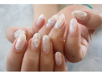 ディーエムジーネイル(DMG nail)/ホワイトシルバーネイル