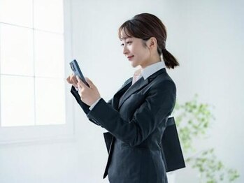 Algedi【アルゲディ】の写真/[朝09:00～夜22:00まで営業＊]当日予約OK!!お仕事帰りでも通いやすい♪ネイル/まつげの同時施術も可能◎