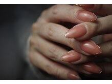 106(トム)の雰囲気(フィルイン施術/爪を痛めず施術可能/丁寧なケアでネイル持ちも◎)