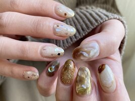 ニュアンスアシメネイル