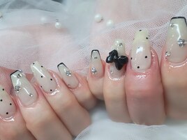 ドット×フレンチネイル