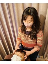 ココロニコル 足原本店 Shino さん