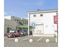 ティアラ(Tiara)の雰囲気(駐車場は店前3台。他のお店の前に止めないようにお願いします)