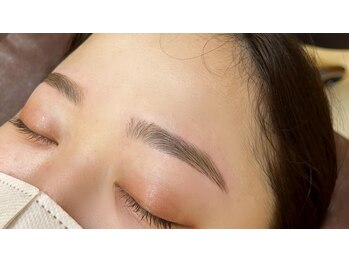 ビューステージ アイブロウサロン 千葉/メイクの仕方も教えます♪