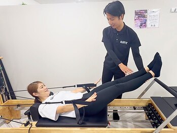 アスフィット 綾瀬店(ASFiT)の写真/【ぽっこりお腹をぺたんこに☆】ピラティス×トレーニングで効率よく美ボディが手に入る！￥2,178