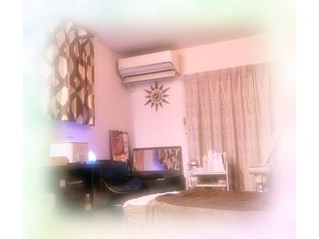 オレンジハート(Orange Heart)/入ってすぐの施術ルーム