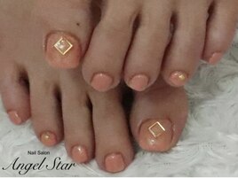 大人上品ピンクフットネイル☆