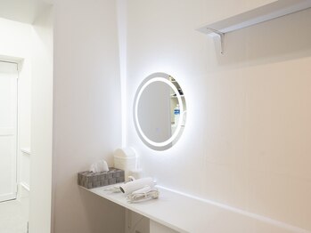 カラフル(caratful)/内観