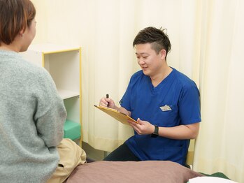 ひまわり整骨院/カウンセリング風景