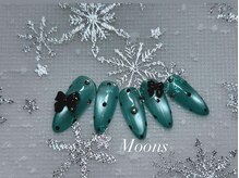ムーンズ(Moon's)/