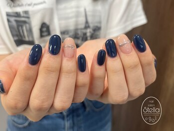 ネイビーネイル