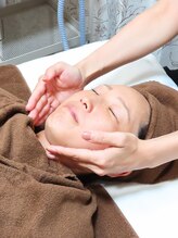 ジーサララ 用賀店(G.Sarara)/お肌の状態を確かめます。