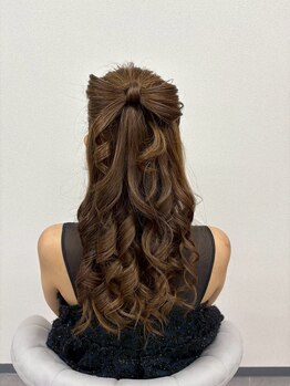 ミカヅキ 赤坂/リボンアレンジハーフアップ！