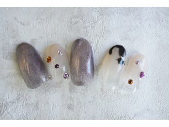 プチリリィ(Petit Lily)/ハロウィンネイルで可愛く♪