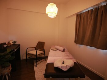 ヨギート(yogate)/リンパ/骨盤矯正/ヘッドスパ