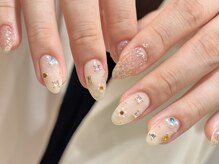 サイン(sin.)/ビジューネイル