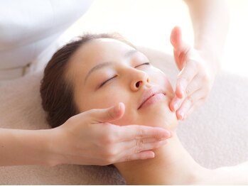 ビューティーサロン メイプルツリー/フェイシャルマッサージ♪