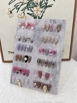 アミーラ(Amira)/Amiraの定額デザイン