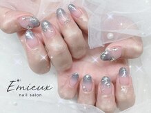 エミュー(Emieux)/蝶々ネイル紫