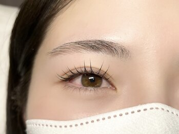 コム 草加マルイ店(com by neolive)/湿気にも強いパリジェンヌ