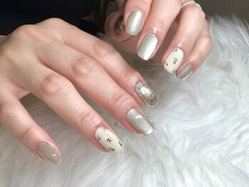 プケ ラ 浦安店(Phu’k la)/nuance collection